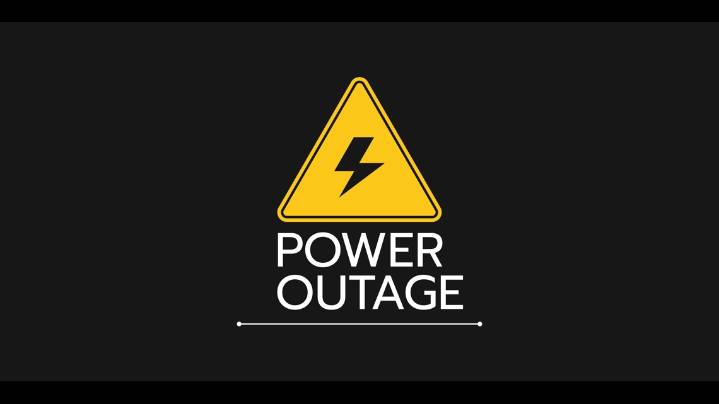 Truck hits power pole, causing outage in Manor