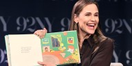 Jennifer Garner Attends Literary Event to Shine a Spotlight on Picture Books | Jennifer Garner 