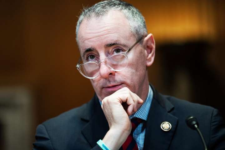 Moderate House Republicans look to force vote on ACA tax credits