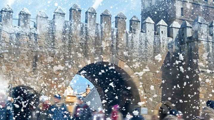 El único sitio en Sevilla donde esta Navidad puedes entregar tu carta, ver un musical, volar en globo y ver una nevada