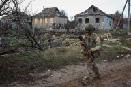 Zelensky refuses to cede territory to Russia despite U.S. pressure