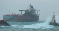 Bulgaria Black Sea: Oil tanker stranded off after alleged Ukrainian strike