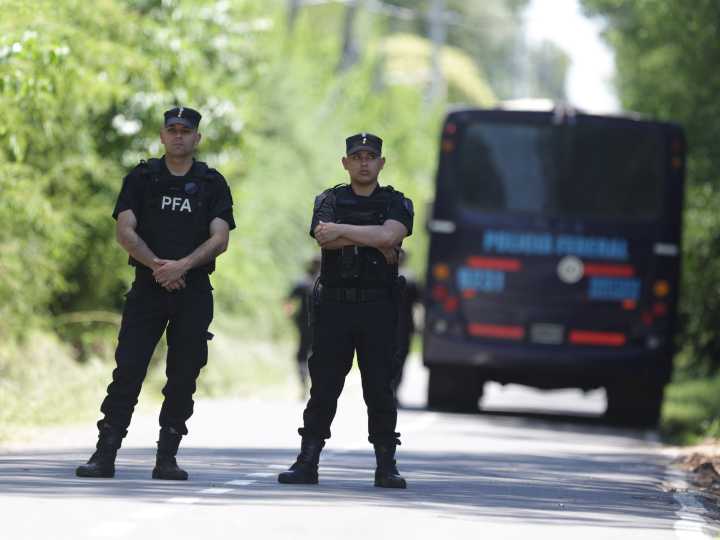 En medio de los allanamientos en la mansión atribuida a Toviggino, la Justicia le sacó la causa a Rafecas y ordenó que cambie de juez