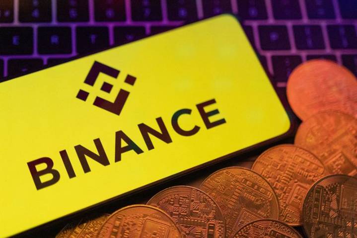 Pakistan allows Binance, HTX to start process of applying for crypto exchange licences