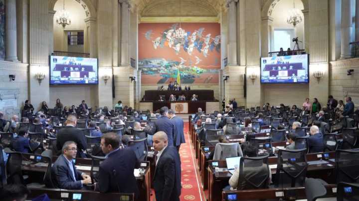 Reforma tributaria propuesta por el Gobierno de Petro naufraga en el Congreso colombiano