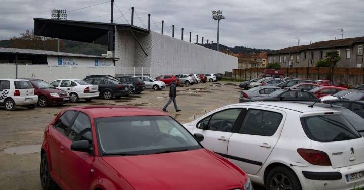 Ourense soporta 150.000 viajes diarios en coche con 5.000 plazas de parquin