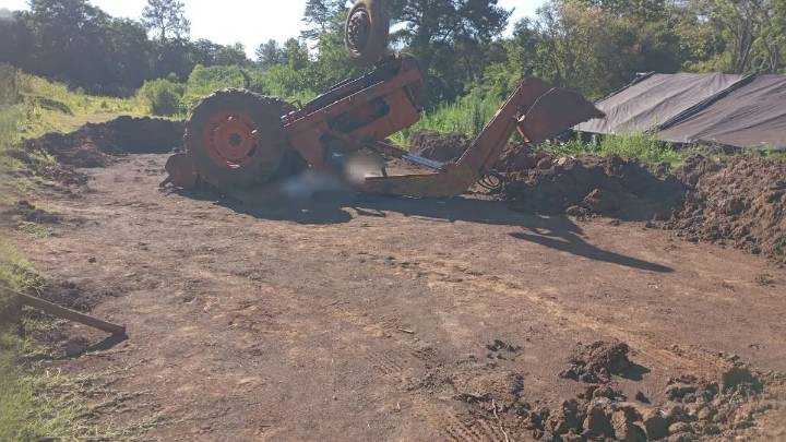 Falleció un operario de tractor durante un accidente laboral en Capioví