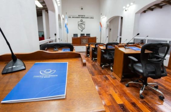 Concejo deliberante: sesionan por última vez en el año y debaten presupuesto, banco de tierras y aumento en tarifas de taxi