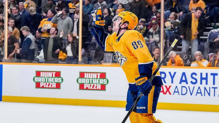 Wiesblatt honors late brother after 1st NHL goal