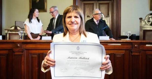 ¿Por qué renunció Patricia Bullrich al Ministerio de Seguridad?