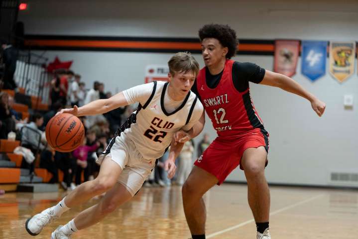 Trap defense, strong shooting pace Swartz Creek past Clio 59