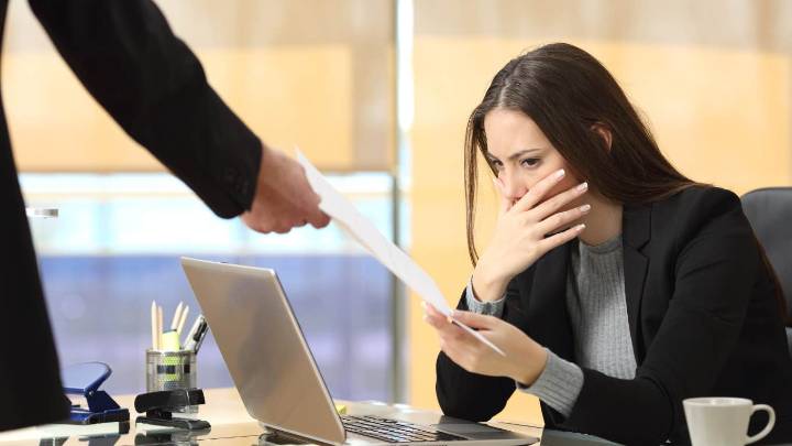 Woman Fired For Reaching Office 40 Minutes Early, Boss Says She “Ignored Instructions”