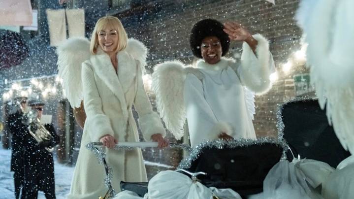 'Call the Midwife' Star Teases The Most 'Christmassy Christmas Special' Ever