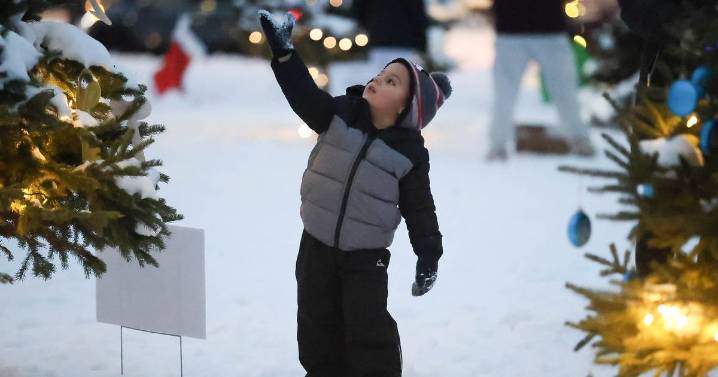 Snow totals: More than 7 inches in parts of northern Illinois as storm moves out