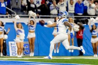 Detroit Lions outscore Cowboys in primetime to preserve playoff hopes