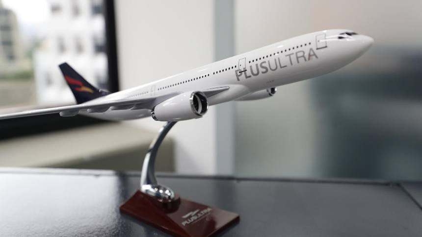 Plus Ultra suspende sus vuelos a Caracas del martes y jueves y evalúa a futuro