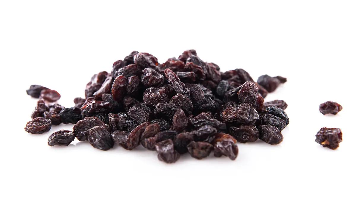 Este es el grave error de quitarle las pasas a la ensalada de manzana