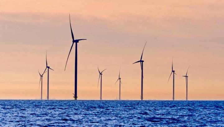 Académico adelanta compleja evaluación ambiental del secreto proyecto eólico frente a Valparaíso: "La dificultad es que está en el mar"