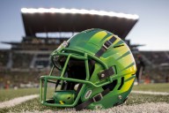 Oregon adds pair of cornerbacks to 2026 recruiting class