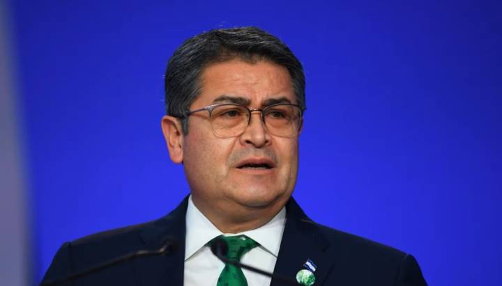 Expresidente hondureño Juan Orlando Hernández salió de la cárcel tras ser indultado por Donald Trump