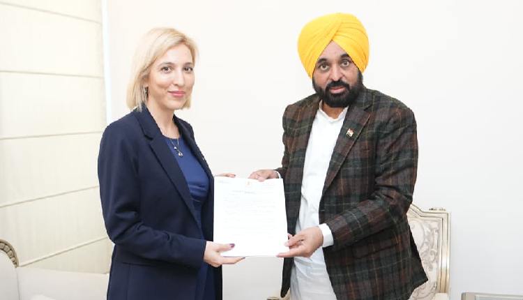 Punjab CM Keen To Develop Strategic Tie