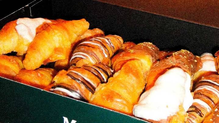 Cruasanes gratis en Zaragoza: el particular calendario de Adviento que repartirá manolitos en Navidad