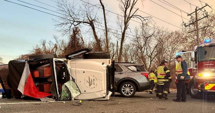 Two hurt in Newark area rollover