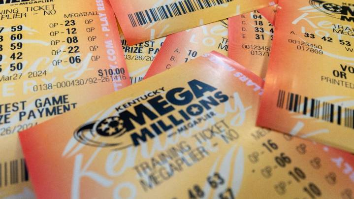 $200,000 in winning Powerball tickets sold in Kentucky