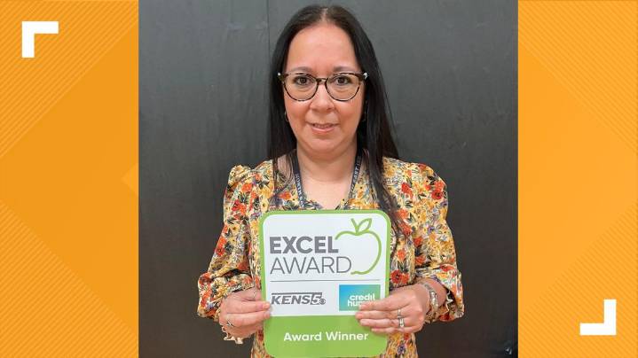 Rosa Carillo wins KENS 5 EXCEL Award for North East ISD