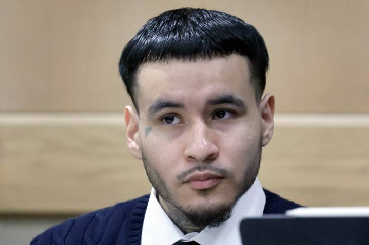 Confessed Hollywood cop killer deserves to live, defense argues