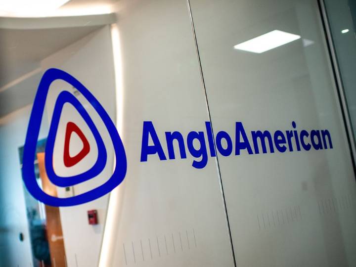 Anglo withdraws resolution on incentives before Teck takeover vote