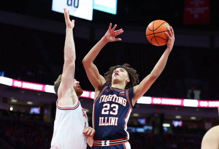 Top 25 roundup: No. 10 BYU escapes 22-point hole, tops Clemson at buzzer