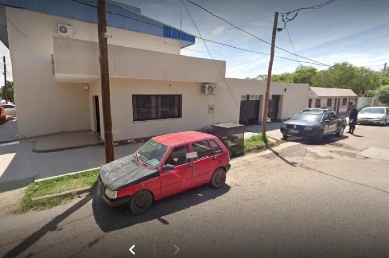 Sacó a su pareja de un templo evangélico e intentó abusarla