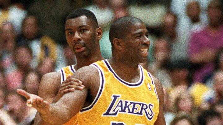 Los Lakers están de luto: Murió Elden Campbell, figura de la década de los noventa