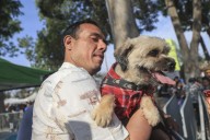 Presidente Jerí brinda apoyo a labor de organizaciones animalistas en Adoptatón 2025