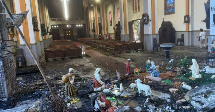 Un incendio afecta la parroquia del padre Pacho en Pereira: se habría originado en el pesebre