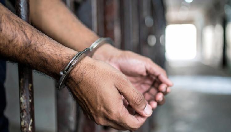 Patna Police Bust Gang Duping Passengers With Fake Gold Biscuits, 4 Held