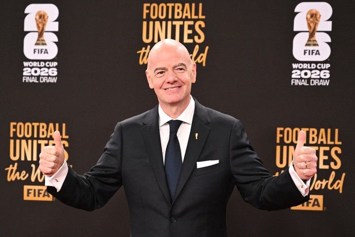 Photos: Scenes from the FIFA World Cup Draw red carpet