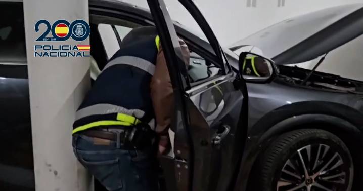 Desarticulan la red que robaba coches para arreglar otros siniestrados por la dana que terminaban vendiendo