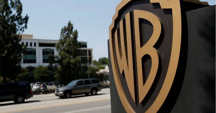 Paramount lanza una oferta hostil por Warner Bros para competir con Netflix