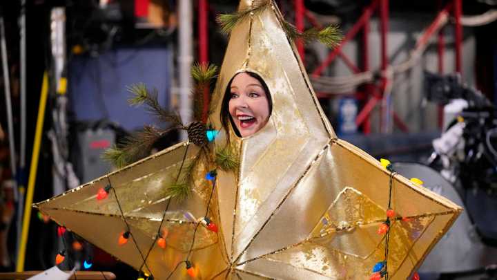 What To Watch Saturday: Melissa McCarthy Hosts SNL, Lacey Chabert Christmas Movie And More