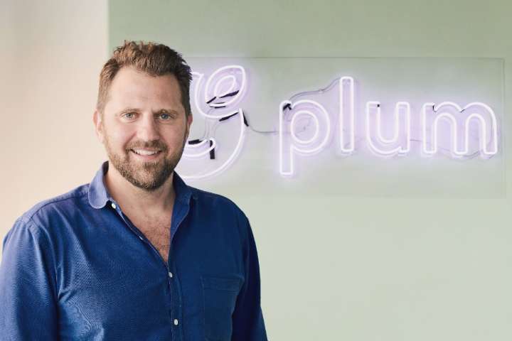 UK fintech Plum secures e-money licence from City watchdog