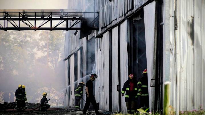 Gran incendio en una planta de residuos: ¿cómo seguirá funcionando tras el operativo?