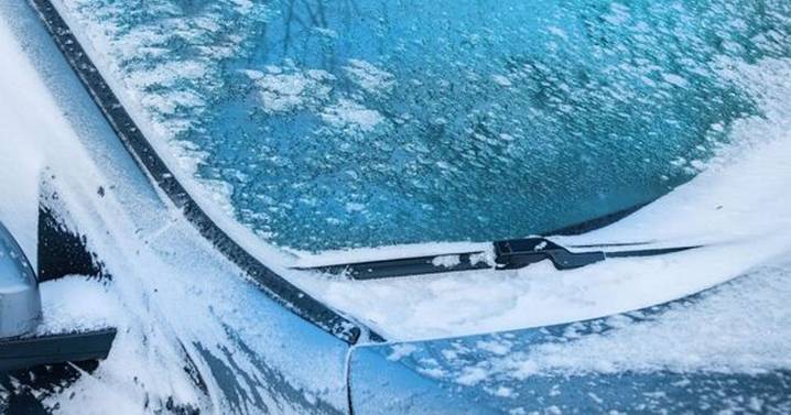 Cold weather driving expert shares 6 household staples to tackle frost on your car