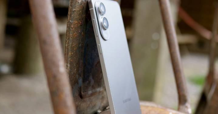 Why I believe Samsung should make the Galaxy S26 Edge, not cancel it