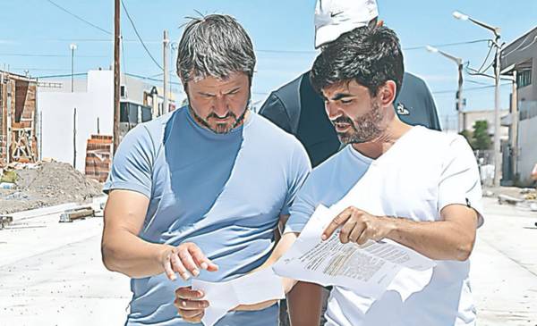 El Intendente supervisó la pavimentación de López y Planes