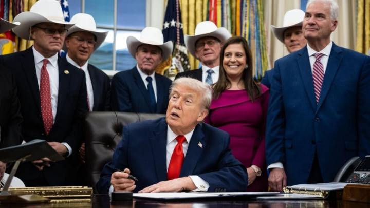 "Ahora estamos empezando por tierra": Trump asegura que ofensiva contra Venezuela es inminente