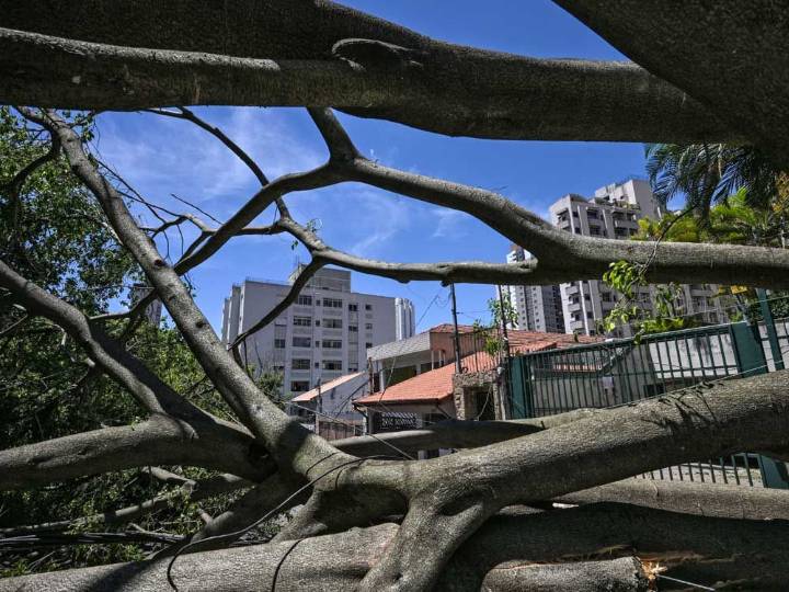 Sao Paulo blackout leaves 1.4M without power, flights cancelled