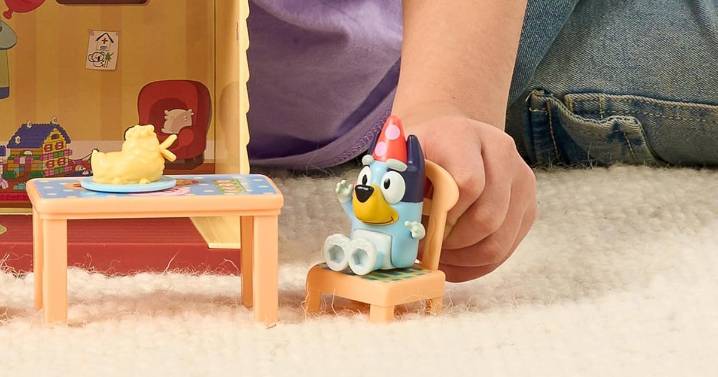 The 'online gift shop' to buy Christmas presents as Bluey and Cadbury reduced