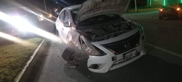 Accidente en Múzquiz: daños materiales en carretera estatal